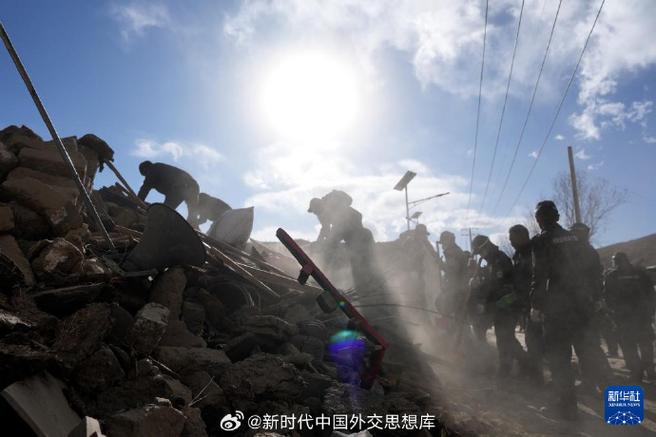 塞尔维亚总统与俄罗斯总统就定日县地震向中国表示慰问