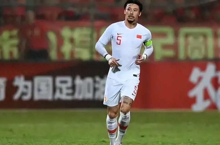 退出国足?张琳芃赛后:想了很久,是时候结束国家队生涯了