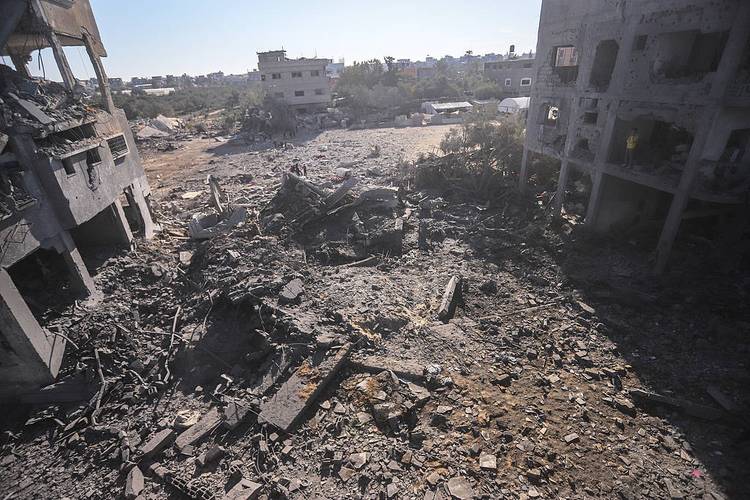 以军轰炸加沙地带中部造成至少16人死亡