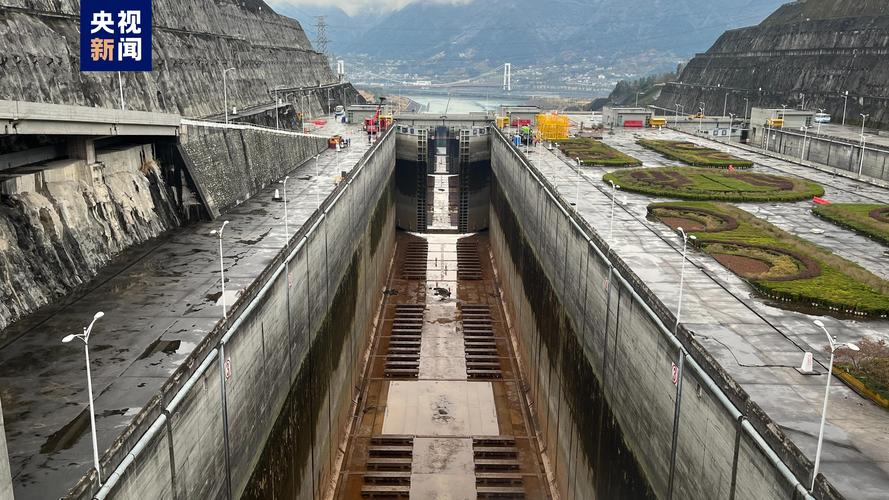 三峡北线船闸停航检修转入无水联合调试阶段