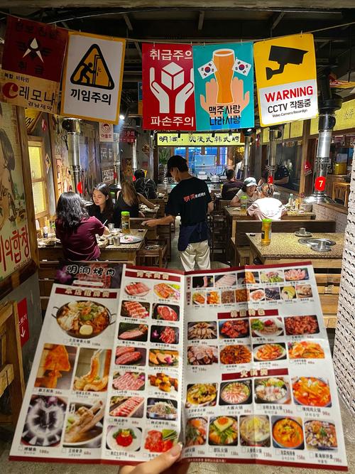 宝安首个食品安全科普教育基地落地 带上“食安护照”打卡宝安美食