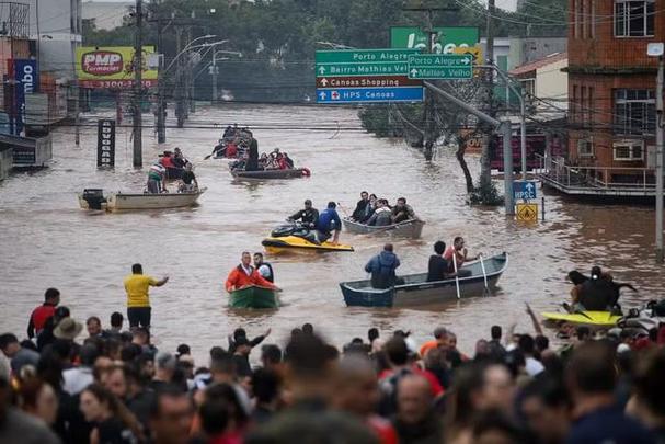 暴雨侵袭 巴西东北部13个城市进入紧急状态