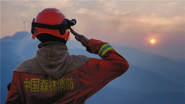 「春节我在岗」云南丽江森林消防员筑牢山林安全防线