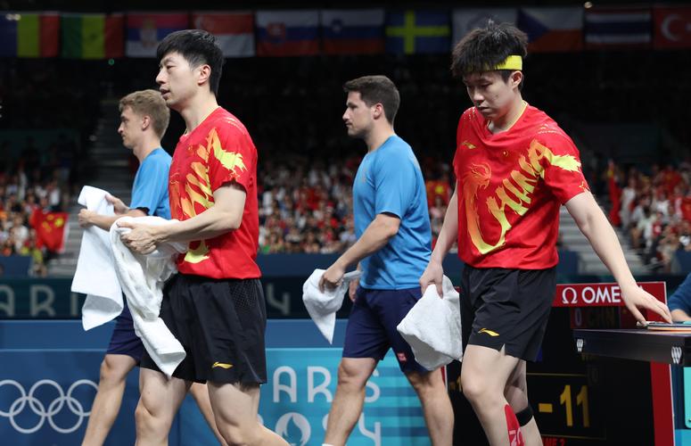 (巴黎奥运)中国男乒击败瑞典队 实现奥运男团五连冠