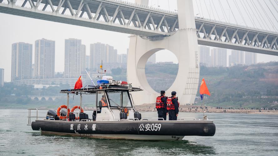 应对洪峰过境,长江重庆巴南段部分水域实行禁航管制