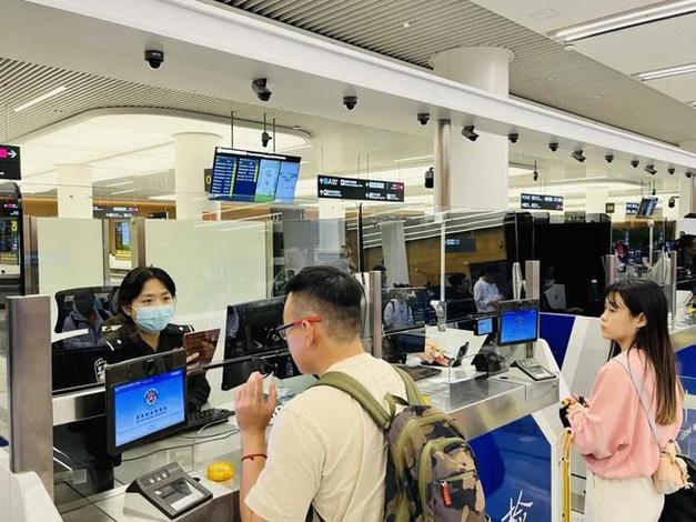 免签满月 成都航空口岸往来中泰人员达6.2万人次