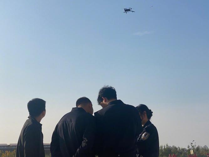 “安澜·铁鹰”警务无人机启用