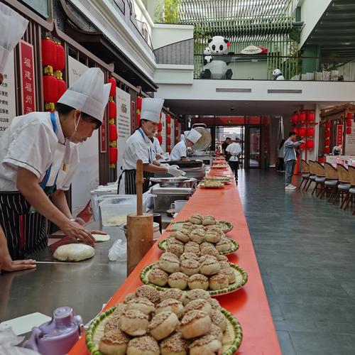 “肉饼争霸赛”里的消费新场景