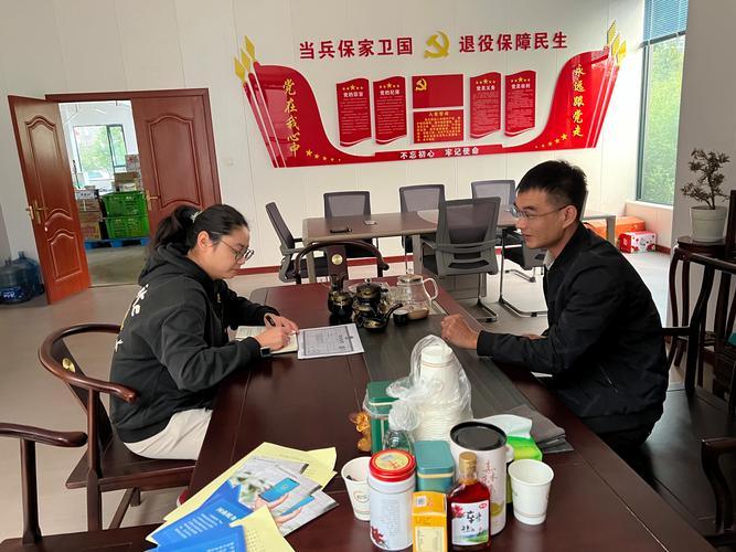 淮安经开区税务干部帮扶贫困学生