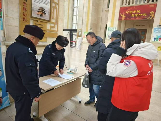 应对大风降温天气 新疆各地公安多措并举护百姓平安