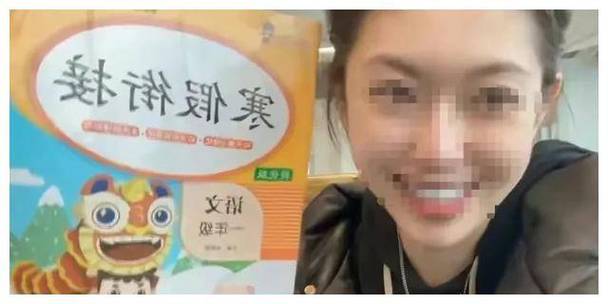 一书包的寒假作业丢了,警察叔叔:放心,一本都没少,不用谢