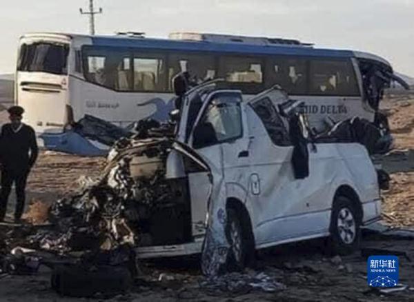 埃及发生两车相撞事故致6人死亡