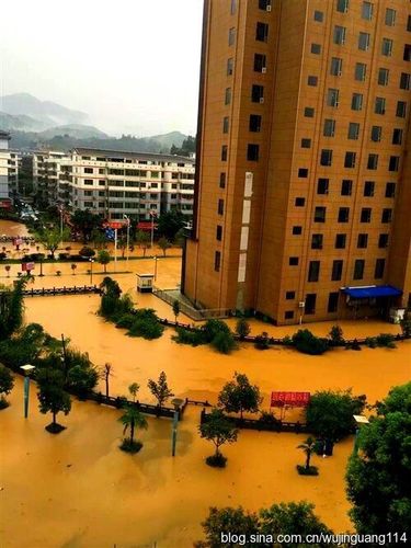 贵州省榕江县发布暴雨橙色预警