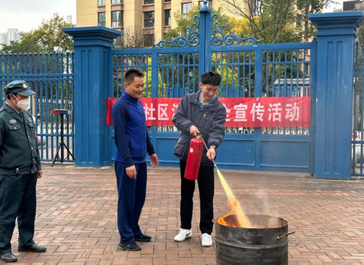 学习安全知识 掌握逃生技能 我市各县区举办多样活动迎接“全国消防日”