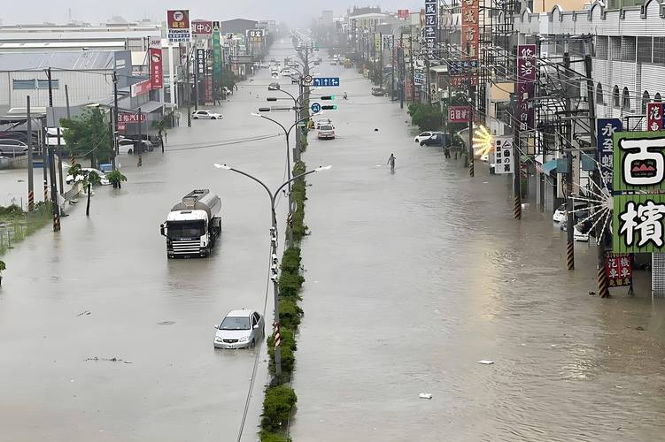 台风“格美”已致福建逾62万人受灾 多条江河发生超警戒水位洪水