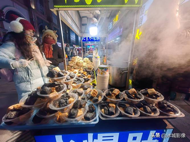 东北小吃“烤冰溜子”在长沙夜市火了!网友:比“嗦丢”还逆天