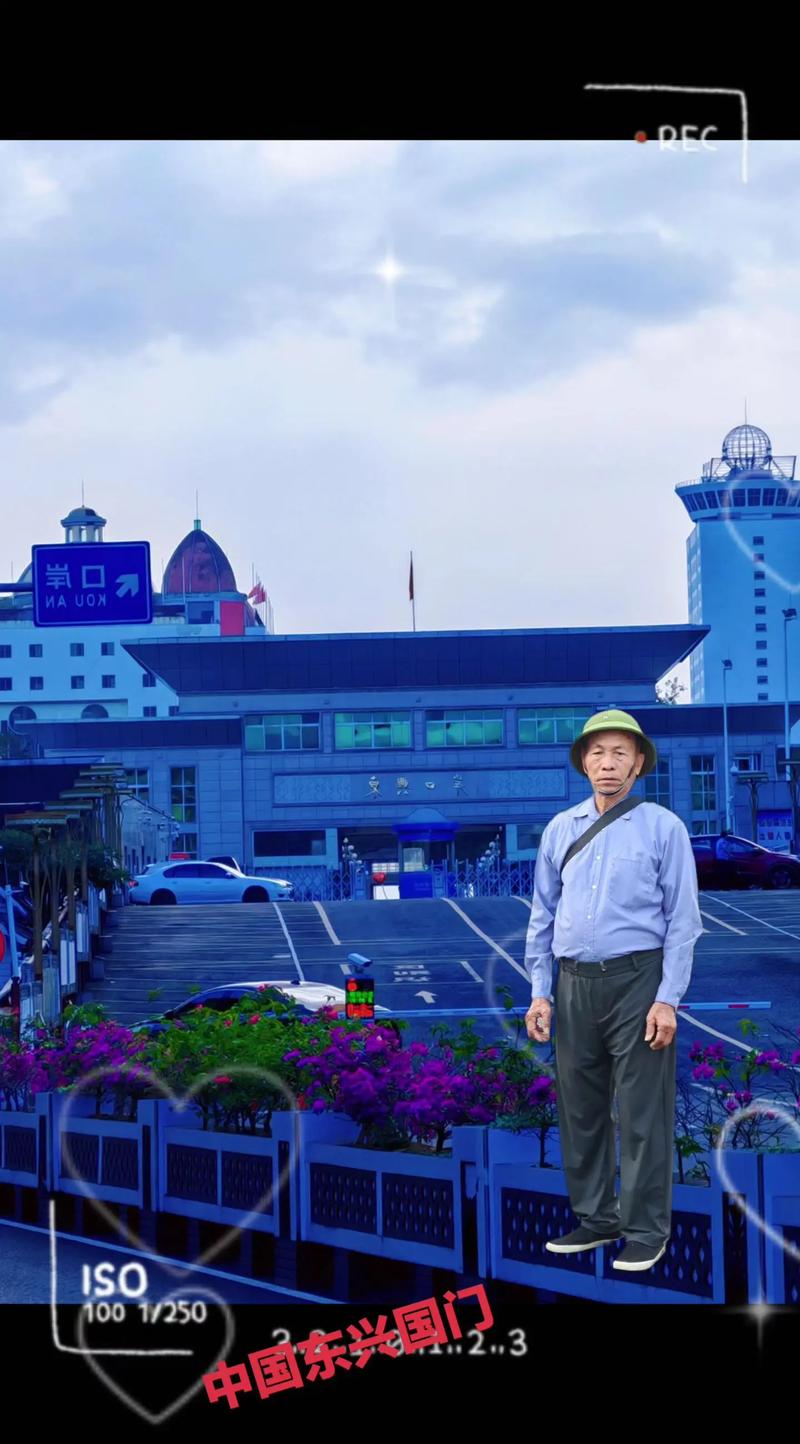 广西“三月三”假期 东兴口岸迎出入境客流高峰