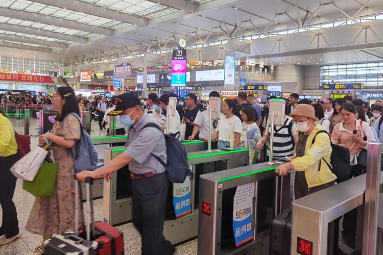 长三角铁路国庆假期发送旅客超2545万人次