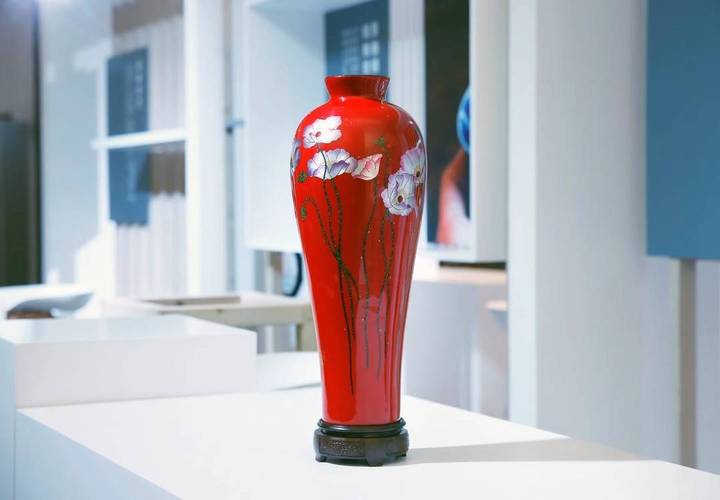李子柒归来首个成都漆艺作品爆火 授艺老师:希望更多的人对漆艺产生兴趣